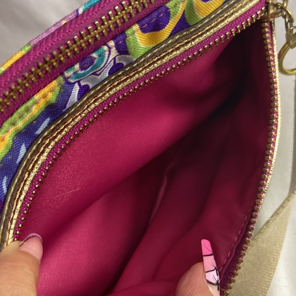 Women’s Coach Poppy - Picture 8 of 9